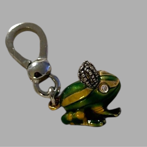 Juicy Couture Bracelet and 6 Charms Collector’s Set (EUC) - Picture 8 of 16